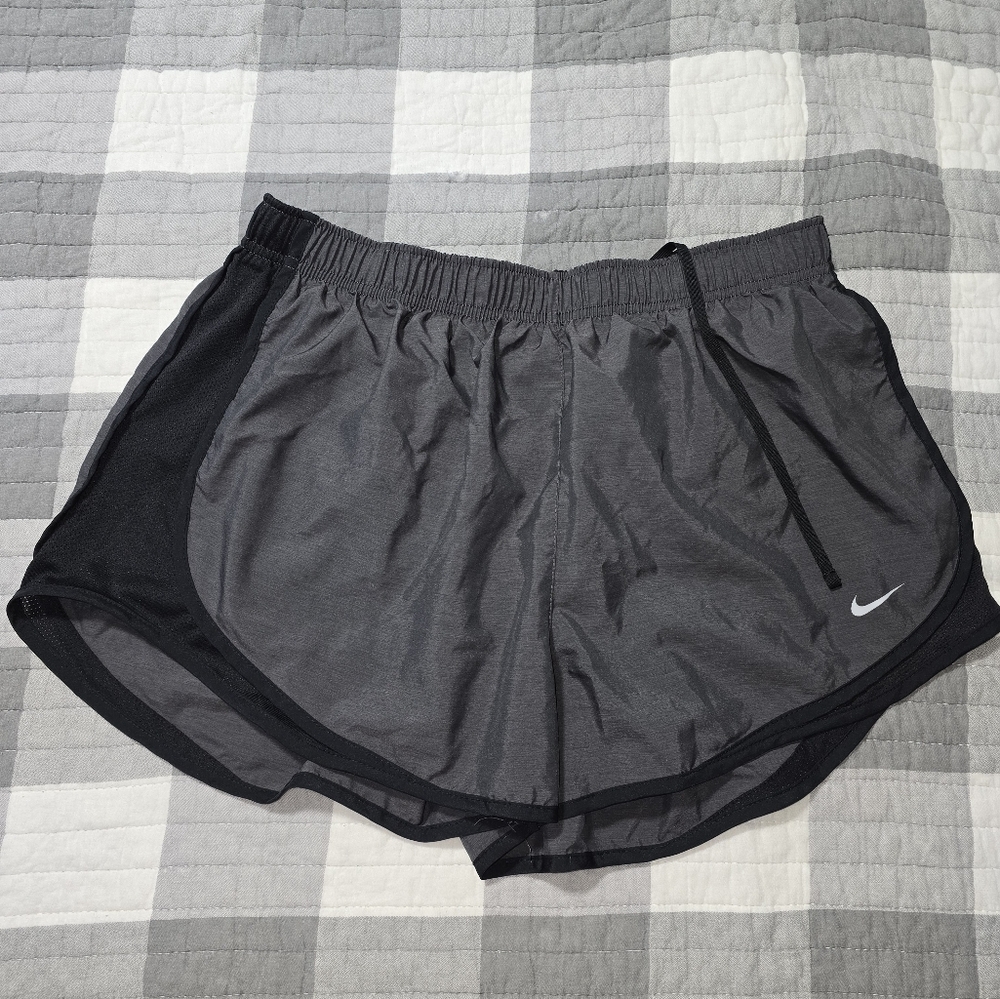 Nike Gray and Black Athletic Shorts Lightweight Elastic Fit